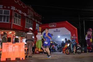 BIB: 4563
                            <button type="button" onclick="openModal(26224643)" class="btn btn-primary btn-sm float-right btn-popup" data-toggle="modal" data-target=".modal-high-quality">
                        <i class="fas fa-shopping-cart"></i> Add to Cart
                    </button>
                                            <button type="button" onclick="isThisMe(26224643, true)" class="btn btn-success btn-sm float-right btn-popup btn-isme hidden" data-toggle="tooltip" data-placement="bottom" title="นี่คือรูปของคุณใช่ไหม คลิกที่นี่เพื่อเอาเข้าอัลบั้ม">
                        <i class="fas fa-plus"></i> Add to album
                    </button>
                    <button type="button" onclick="isThisMe(26224643, false)" class="btn btn-warning btn-sm float-right btn-popup btn-isnotme hidden">
                        <i class="fas fa-ban"></i> Remove from album
                    </button>